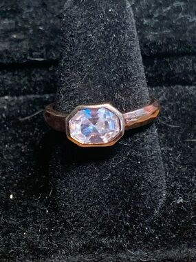 Rose Gold Ring with Glass Stone
